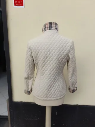 Giacca trapuntata Burberry Beige taglia 14 (s/xs)