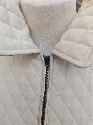Giacca trapuntata Burberry Beige taglia 14 (s/xs)