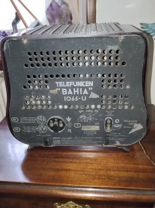 Radio Telefunken Bahía Antigua Marrón