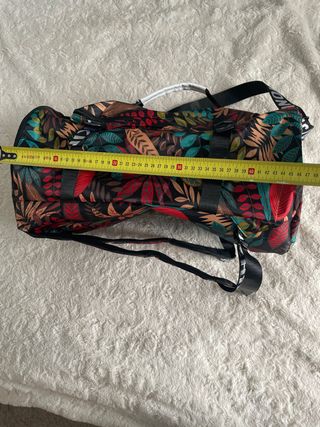 Mochila deportiva floral nueva