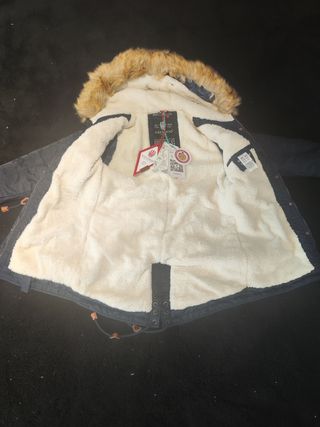 Abrigo Parka NAVHOO azul con capucha y etiqueta