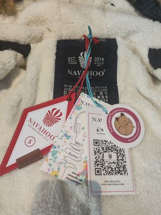 Abrigo Parka NAVHOO azul con capucha y etiqueta