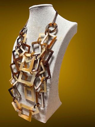 Collana donna quadrati beige e marroni