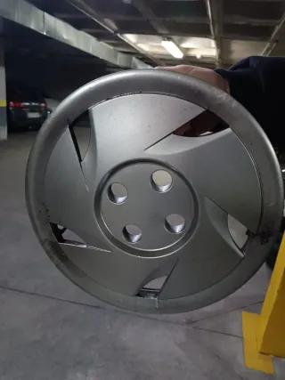 Tapacubos Renault 19 para llanta de 14''