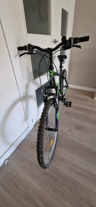 Bicicleta Neon Montaña Negra/Verde