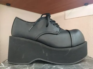 Zapatos Demonia Góticos Plataforma Cordones 38