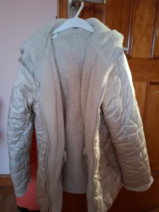 Cazadora beige con forro polar talla 12 de niña