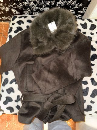 Abrigo lana cuello pelo kaki Talla XL nuevo
