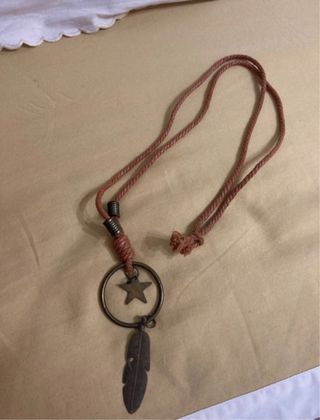 Collana etnica lunga con ciondolo