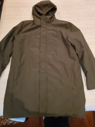 Chaquetón impermeable hombre