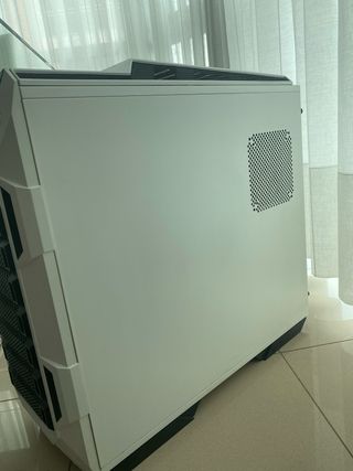 Caja InWin GRone Blanca con Ventana USB 3.0
