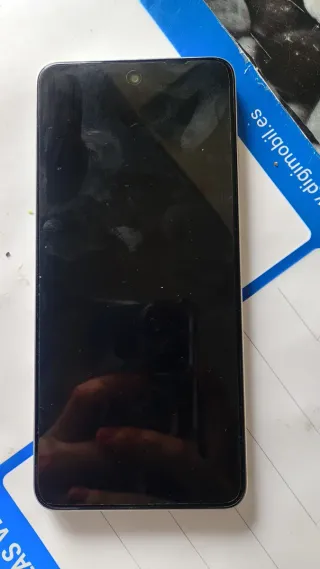 OPPO A5 5G Plata 128GB tiene 2 meses de uso solo