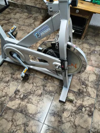 Bicicleta estática acero