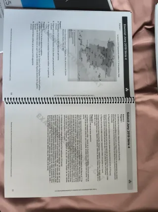 Exàmens selectivitat de història de Espanya.