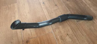 Desagüe capó Mercedes Vito W638