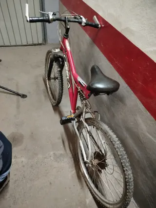 Bicicleta Orbea Roja Doble Suspensión
