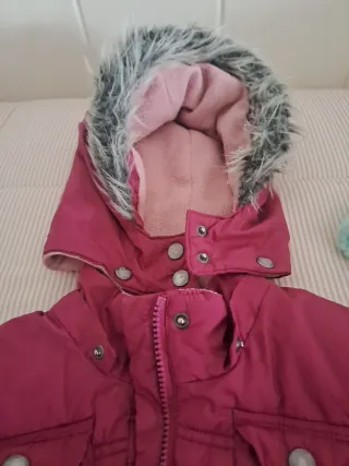 Abrigo fucsia niña 6 años Palomino