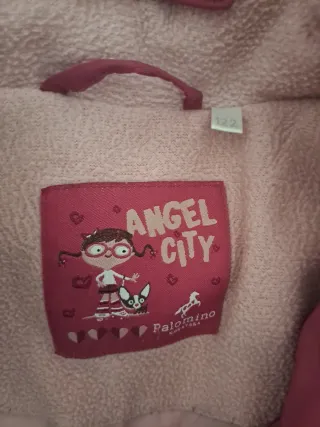 Abrigo fucsia niña 6 años Palomino