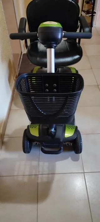 Scooter de movilidad con batería/silla de ruedas