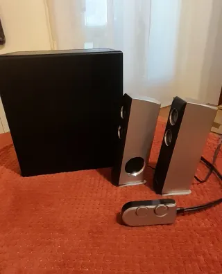 Altavoces Creative 2.1 Negro/Plata