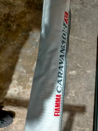 Toldo caravana 410 usado