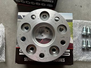 4 Separadores / adaptadores llantas coche 25mm