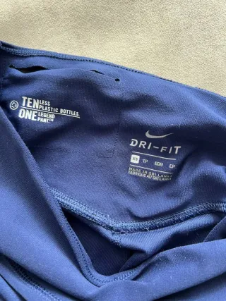 Set sportivo Nike Dri-FIT da donna Taglia XS