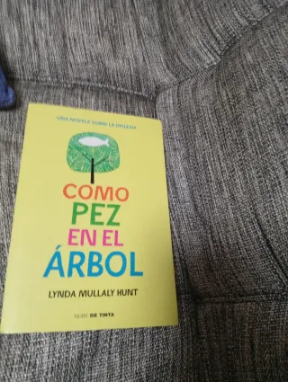 Como pez en el árbol / Fish in a Tree (Spanish ...