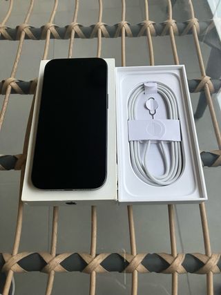 iPhone 16 Pro Negro. Como nuevo