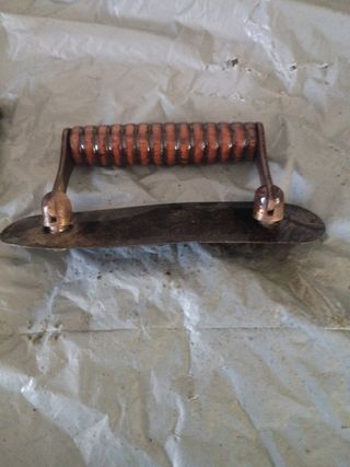 Tirador tapa maquina de coser