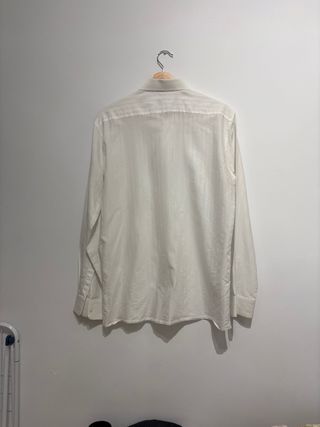 Camisa blanca vintage para hombre