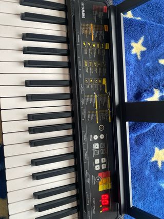 Teclado Yamaha portátil