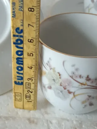 Servizio tazzine porcellana oro e bianco