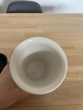 Vaso de cerámica con tapa de goma