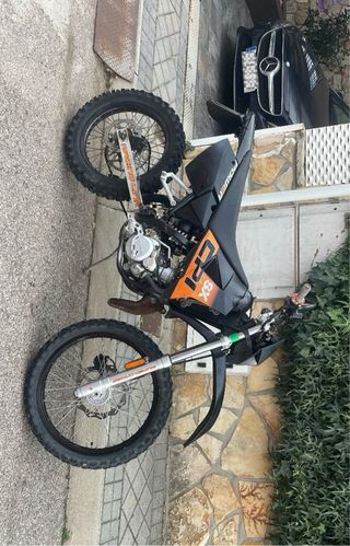 Moto CPI SX Supermoto 50cc 2005