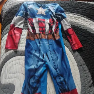 Disfraz Capitán América niño. Largo 105cm