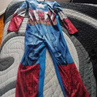 Disfraz Capitán América niño. Largo 105cm