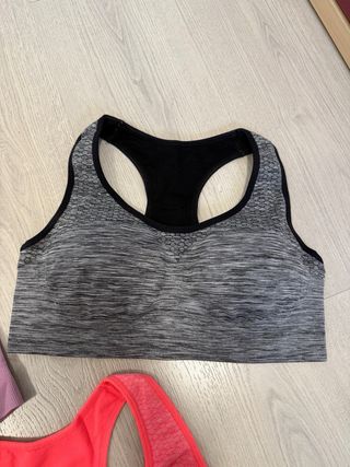 Conjunto 3 Tops Deportivos Talla S