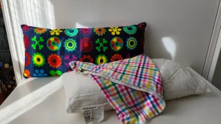 Cojín largo estampado Ikea