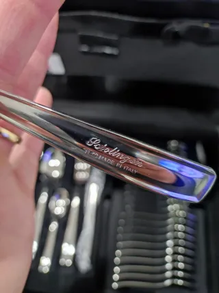 Set Posate Sciola per 12 persone. 75 pezzi