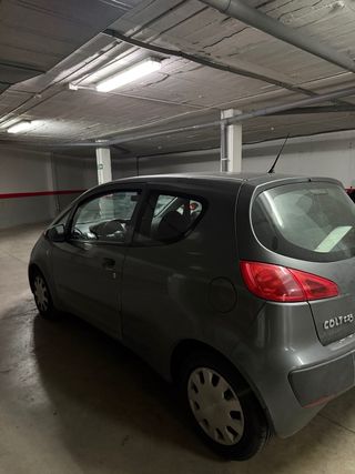 Mitsubishi Colt 2005