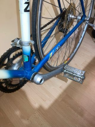 Bicicleta de carretera LAIZ