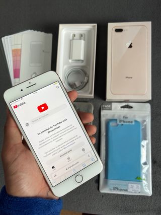 iPhone 8 Plus Dorado + Accesorios
