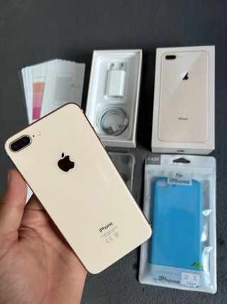 iPhone 8 Plus Dorado + Accesorios