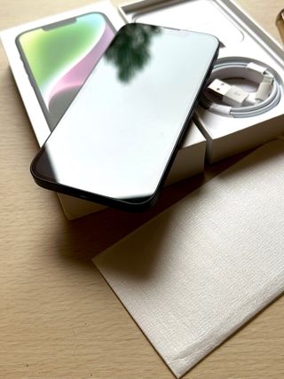 iPhone 14 COMO NUEVO