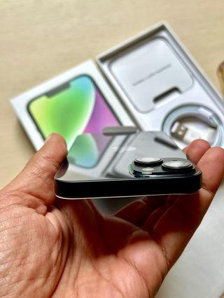 iPhone 14 COMO NUEVO