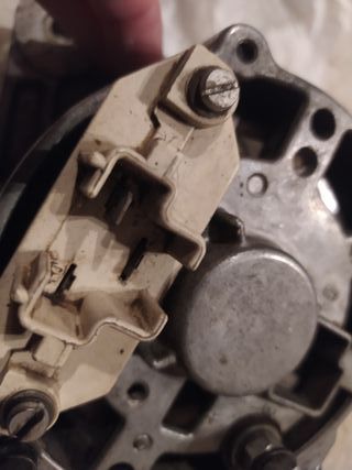 Alternador Bosch para Renault R12