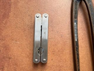 Lote de herramientas varias y maletin