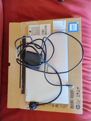 HP EliteBook x360 1040 G8