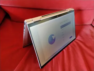 HP EliteBook x360 1040 G8